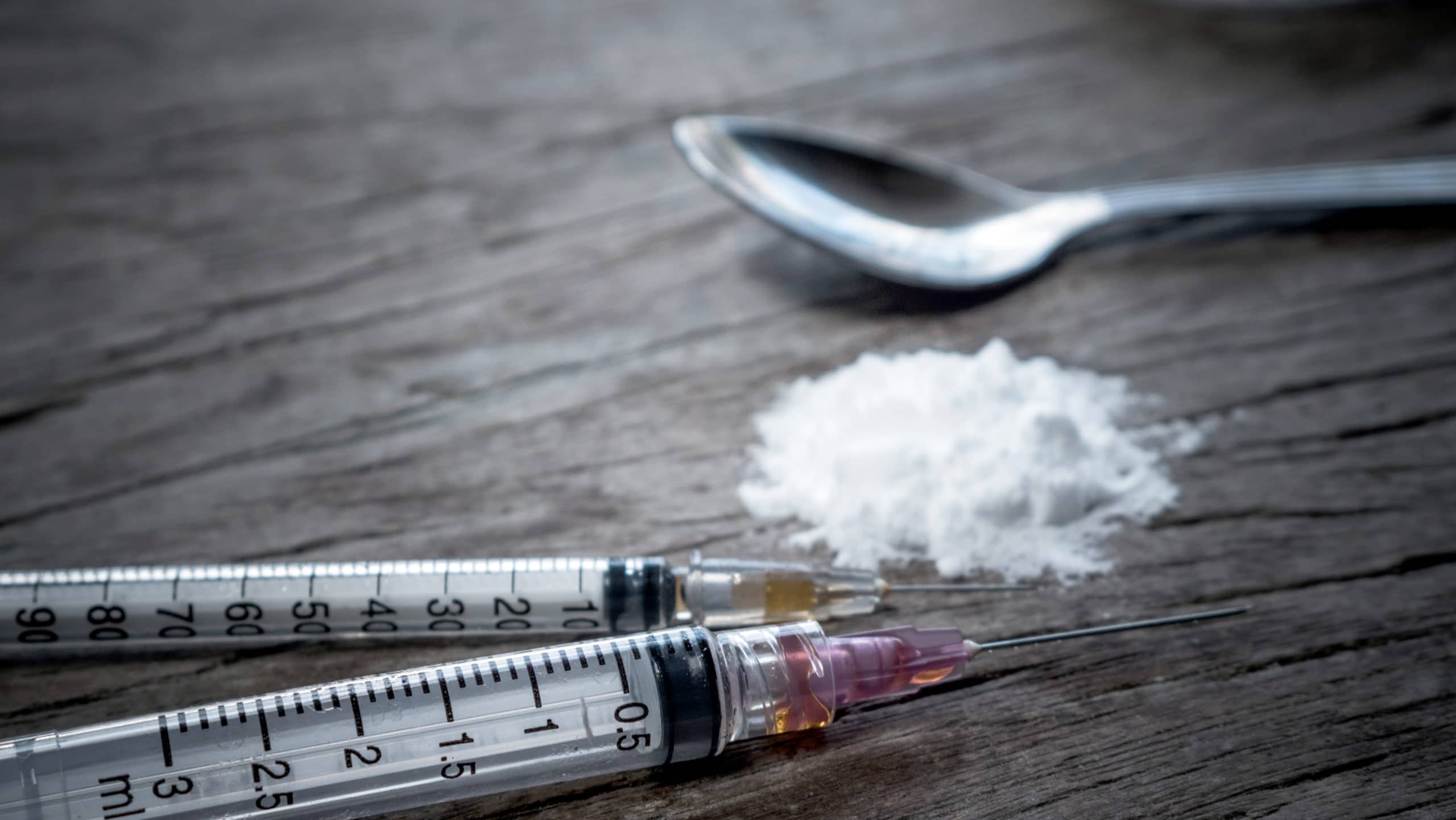 What Are the Early Signs of Heroin Withdrawal?